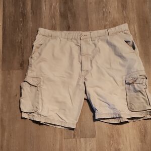 Men's Tan Cargo Shorts